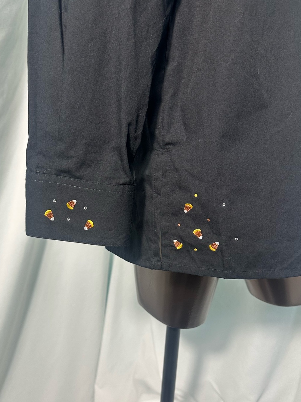 NWT Vintage Karen Scott Black Button-Up Halloween Embroidered - Picture 4 of 9